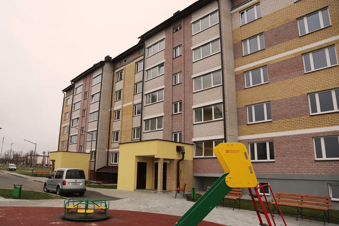 Новый дом для работников ОАО "Газпром трансгаз Беларусь" в Несвиже